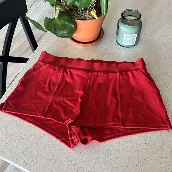 NWOT Free people Movement Mid Rise Move On Micro Red Shorts Activewear Nylon - Picture 9 of 14